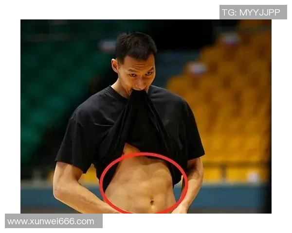 哪些足球明星没有腹肌 盘点那些看似不完美却依然耀眼的球员 哪些足球明星没有腹肌 盘点那些看似不完美却依然耀眼的球员