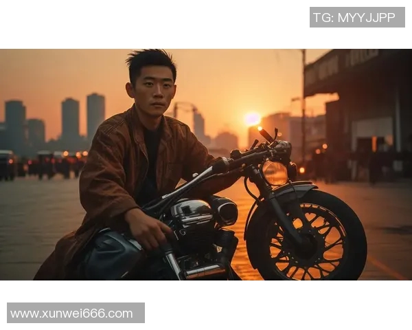 足球球星帅气背影展现迷人风采完美瞬间捕捉魅力全开 足球球星帅气背影展现迷人风采完美瞬间捕捉魅力全开